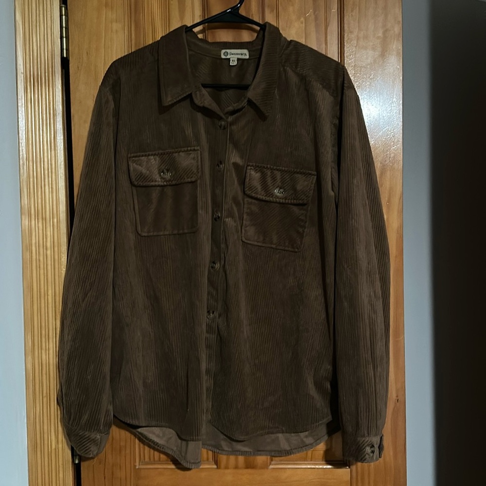Excellent corduroy button down